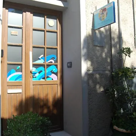 Dreams كورنيجليا